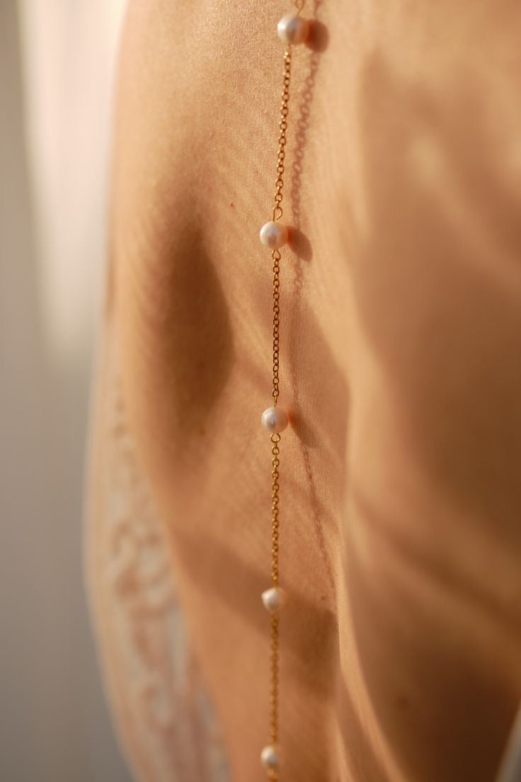 Eliora Pearl drop back necklace  image 3