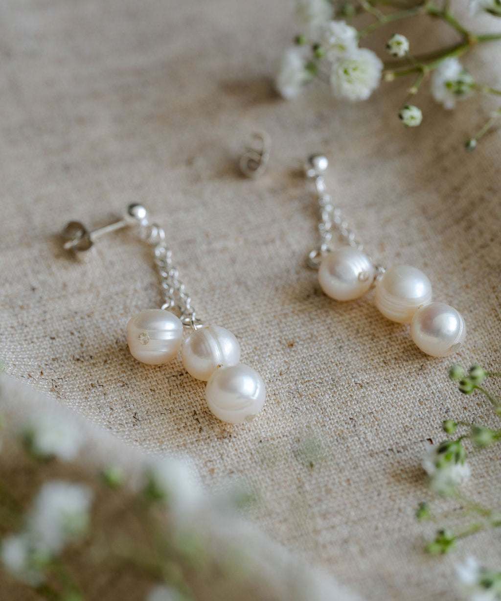 Beau Sterling Silver Pearl Earrings image 3
