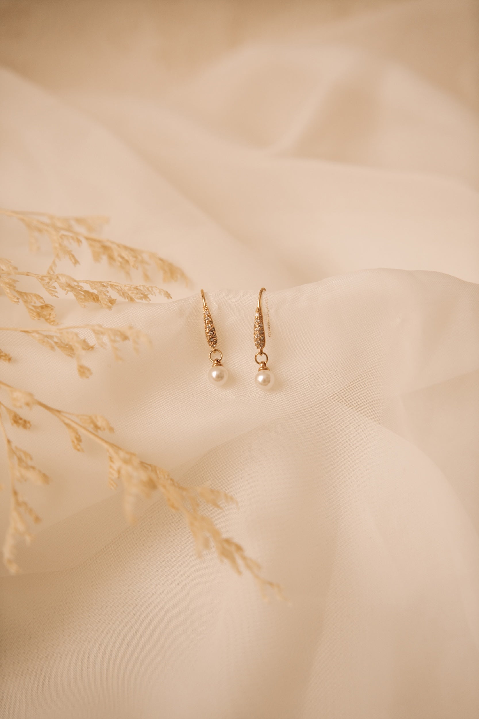 Jane Pearl Earrings