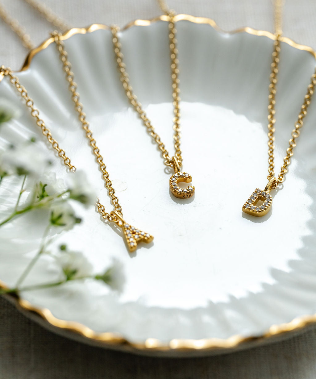 Gold necklace for meaningful gifts for her 