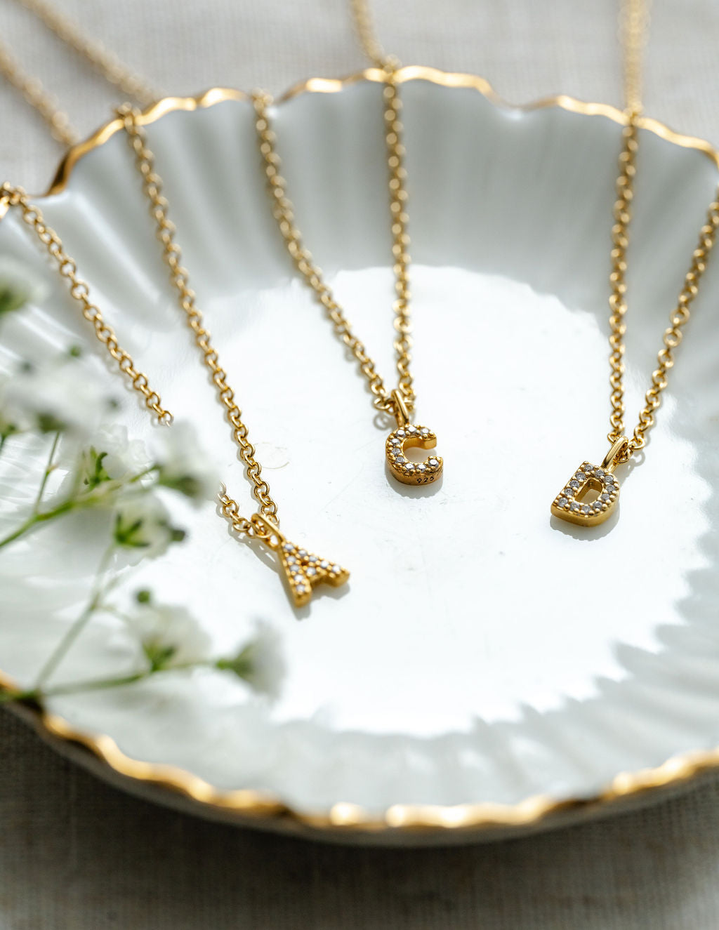 Gold necklace for meaningful gifts for her 