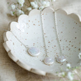 Elegant bridal jewellery gift set. Pearl necklace and pearl drop earrings