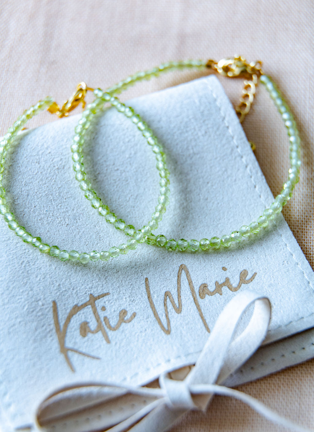 August birth Gemstone bracelet - Peridot image 0